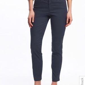 Old Navy Pixie Chino